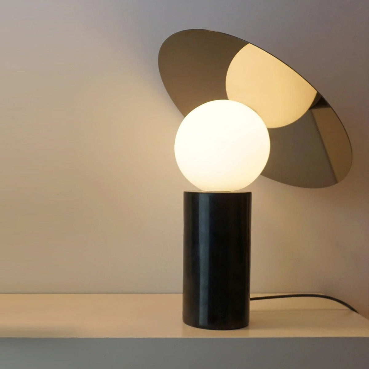 Orbit Disc Table Lamp