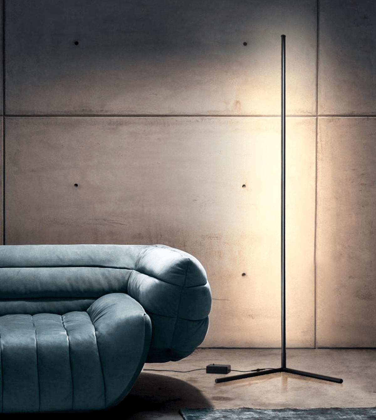 Fine Line Floor Lamp
