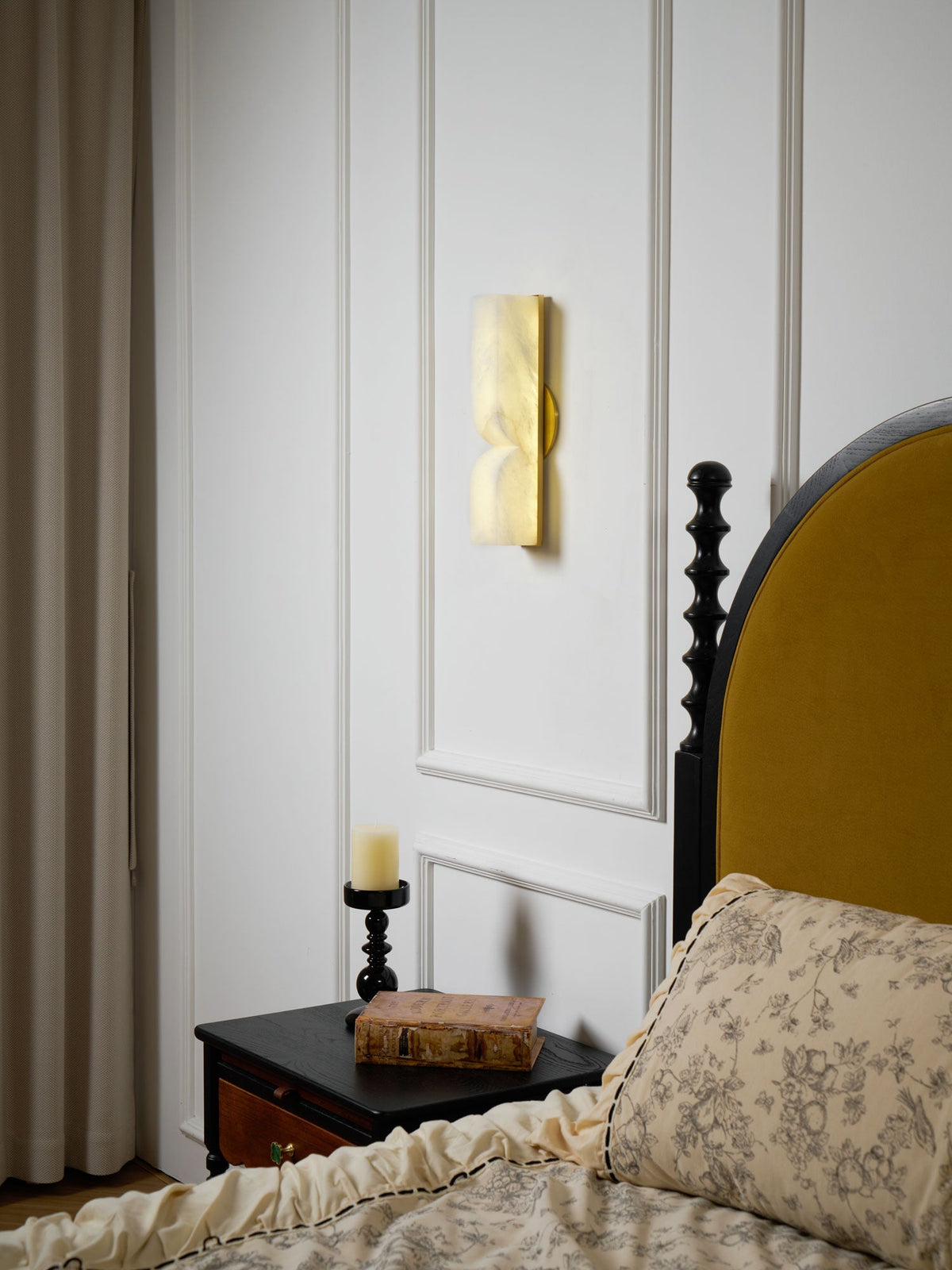Vein Split Wall Light