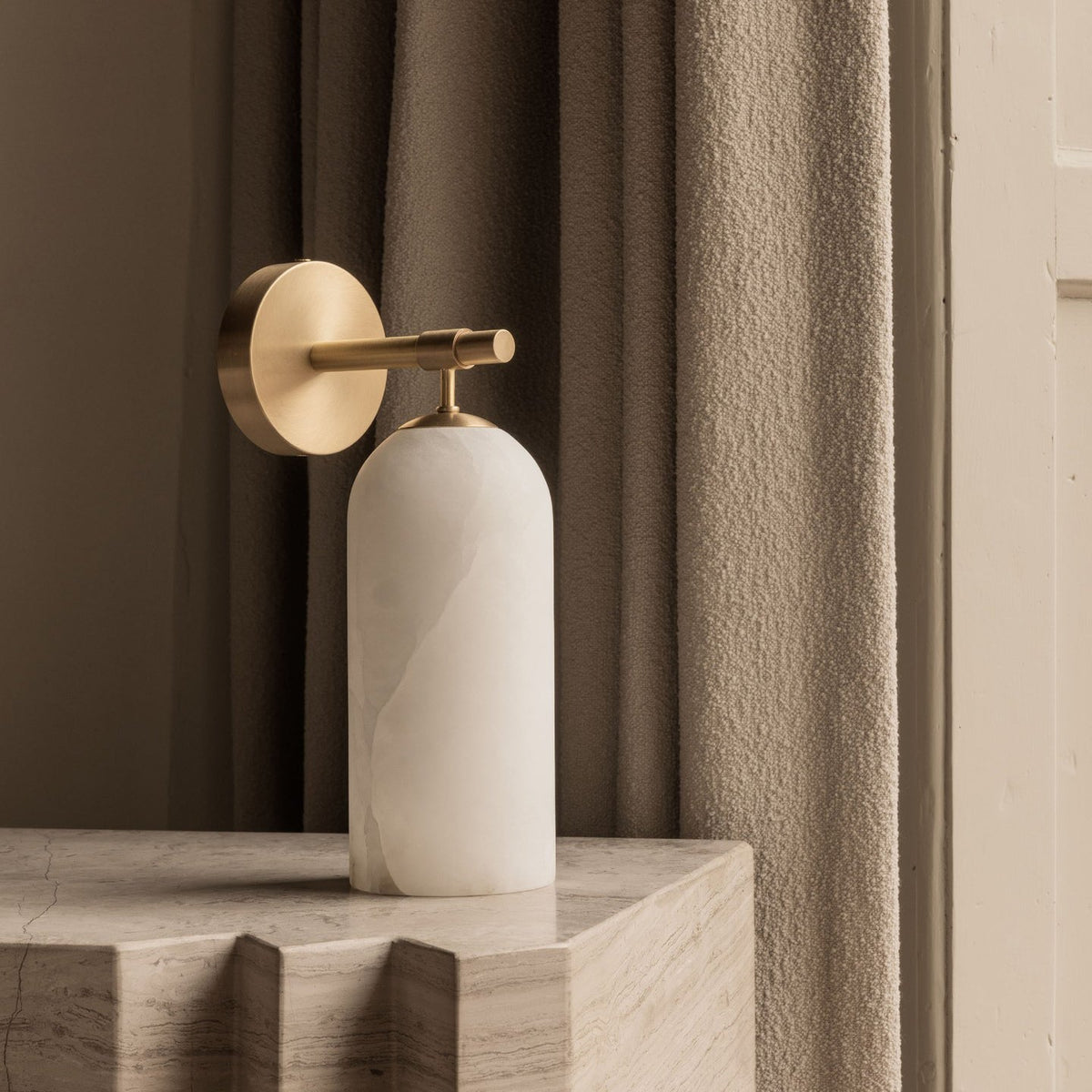 Vein Capsule Wall Light