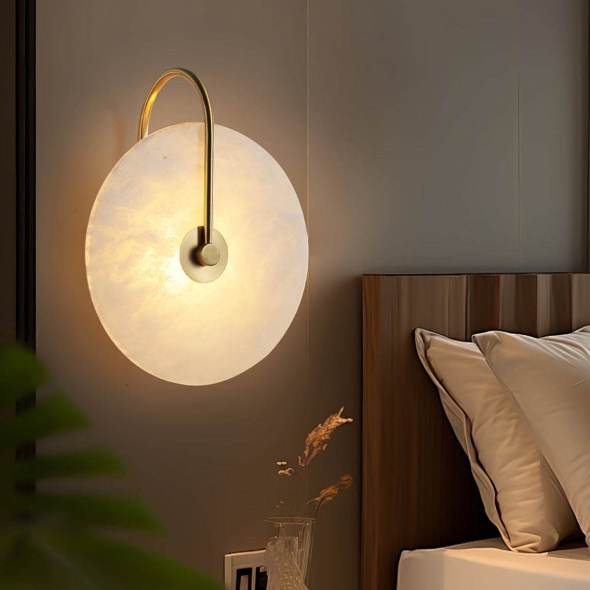 Vein Disc Plug-in Wall Light