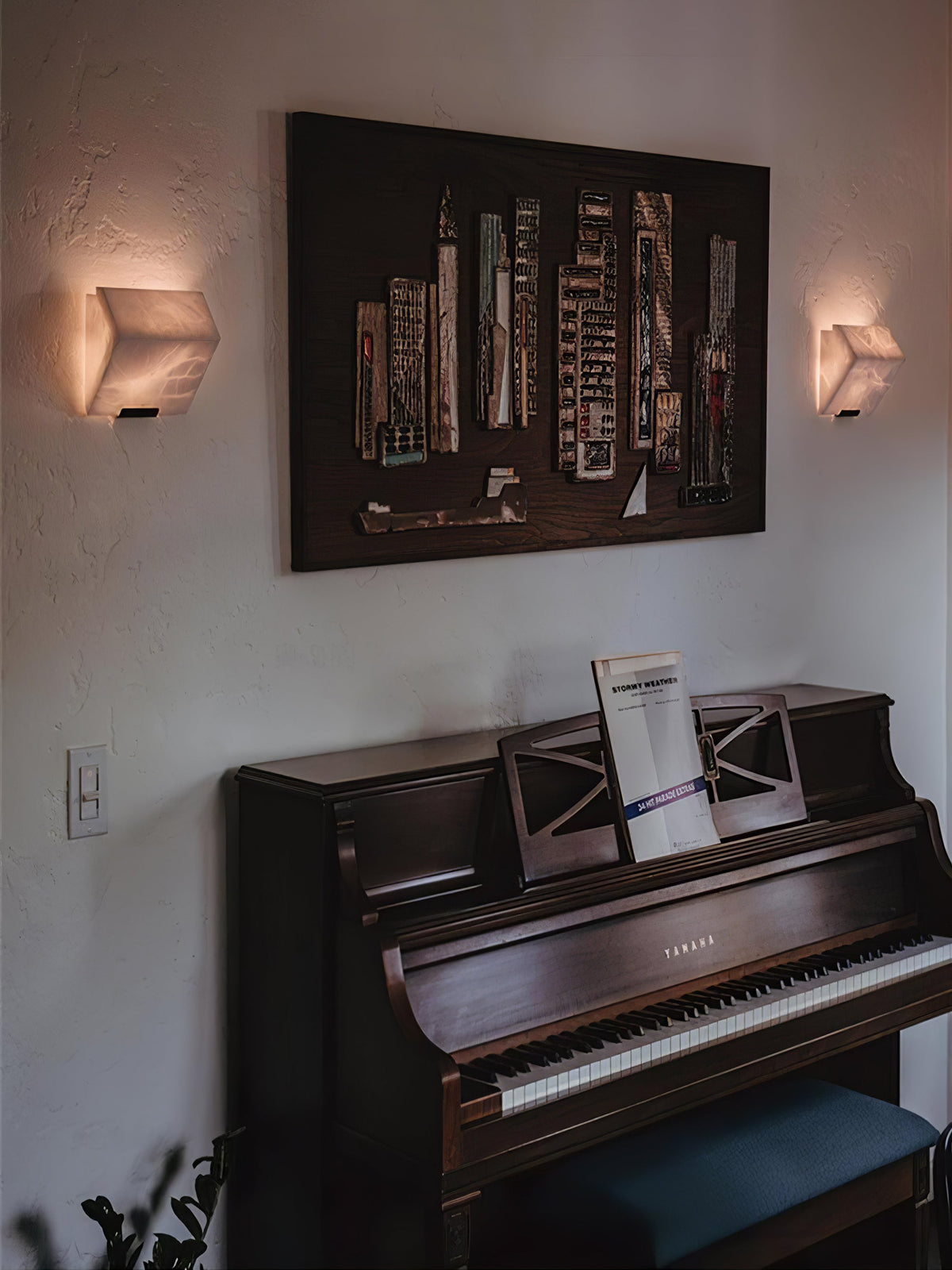Vein Fold Wall Light