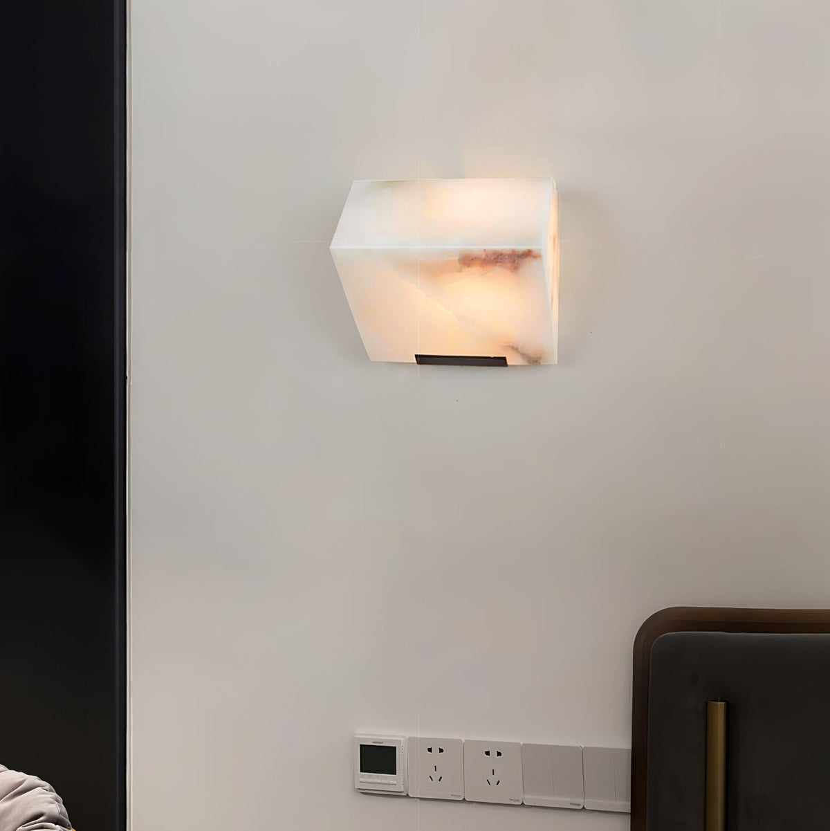 Vein Fold Wall Light