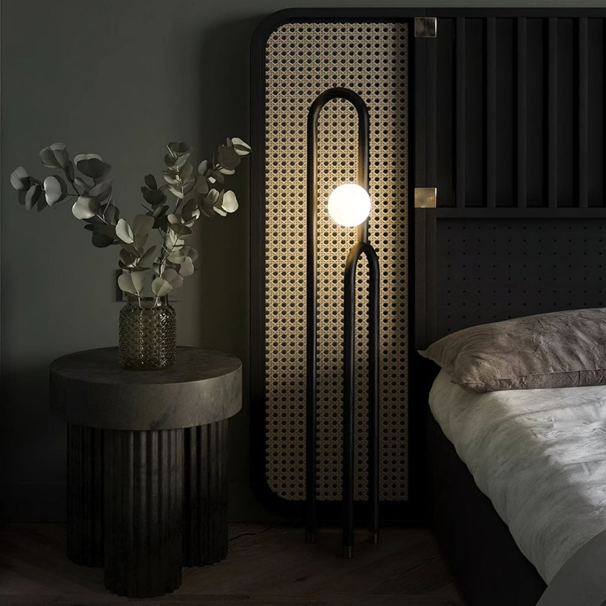 Loop Arch Floor Lamp