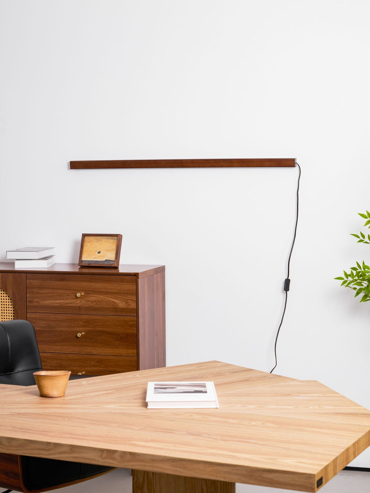 Fine Timber Plug-in Wall Light