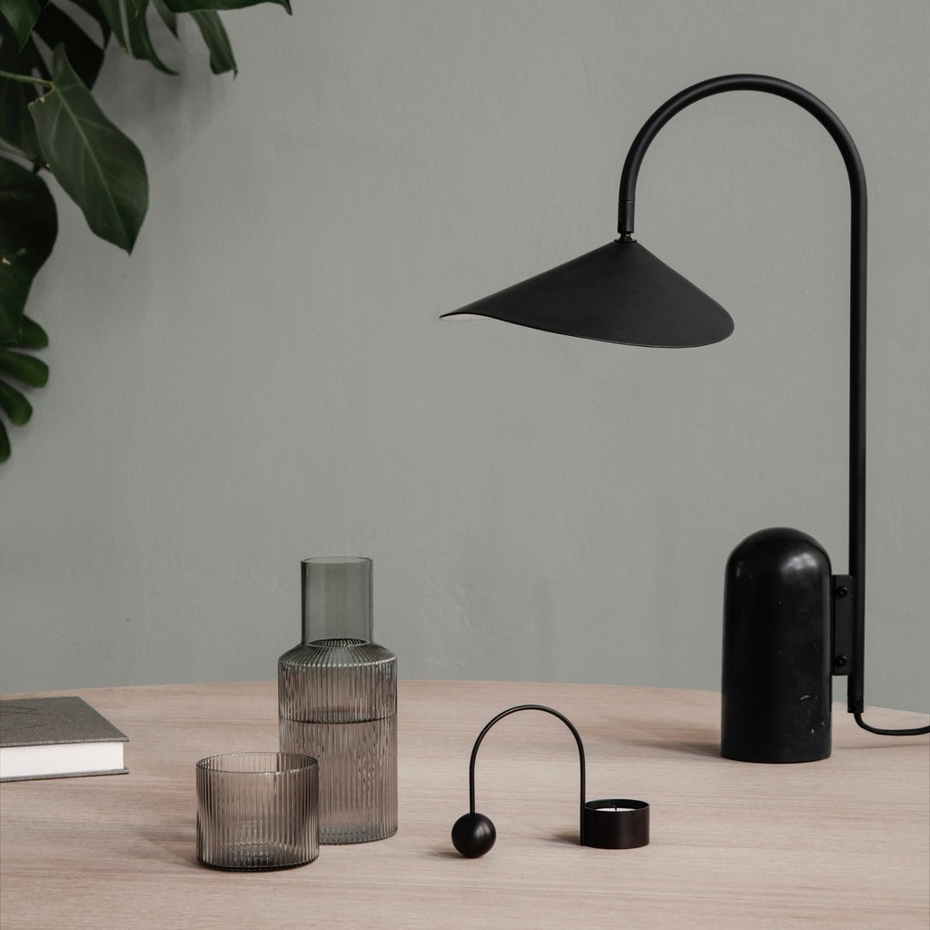 Arc Leaf Table Lamp