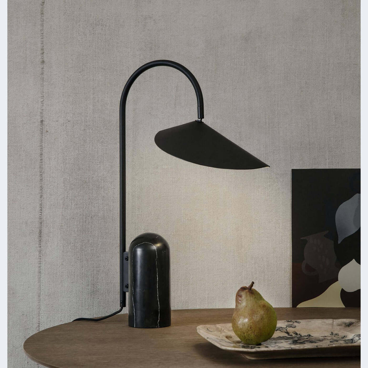 Arc Leaf Table Lamp