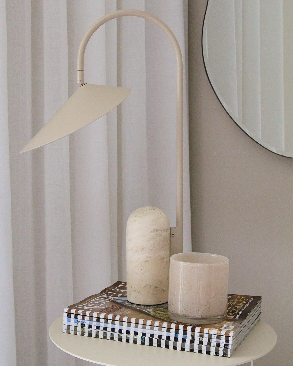 Arc Leaf Table Lamp