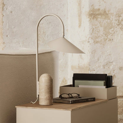 Arc Leaf Table Lamp