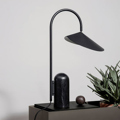Arc Leaf Table Lamp