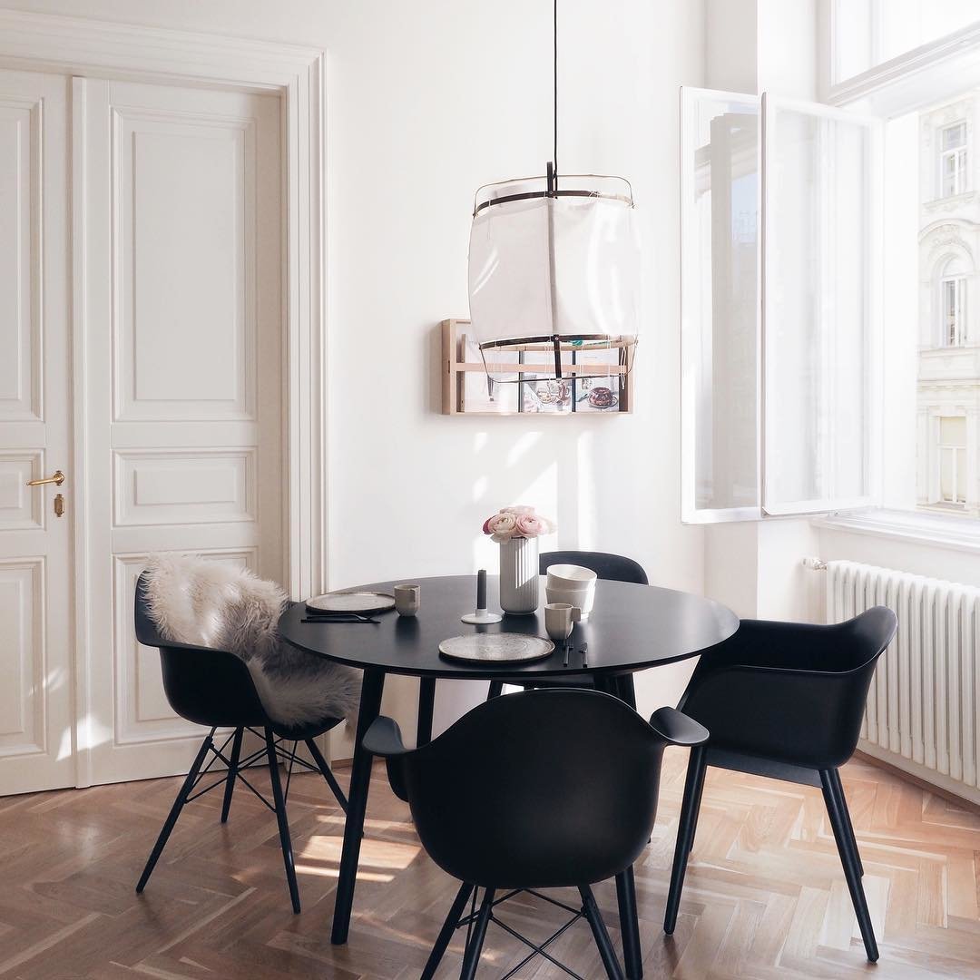 Frame Lantern Pendant Light