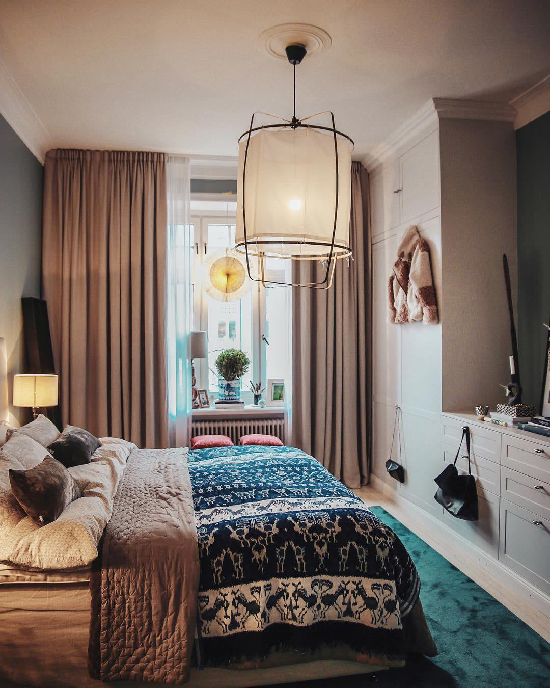 Frame Lantern Pendant Light