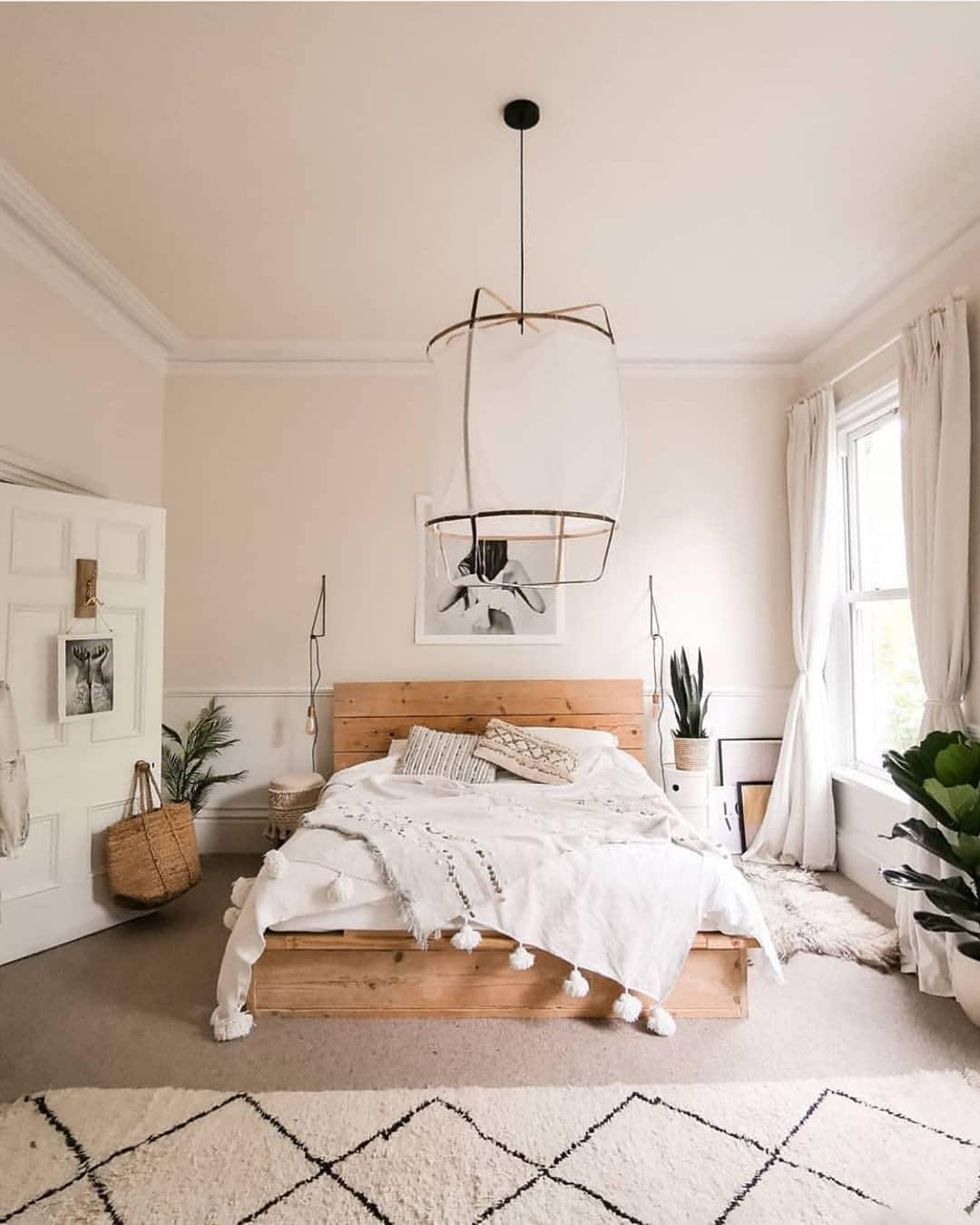 Frame Lantern Pendant Light