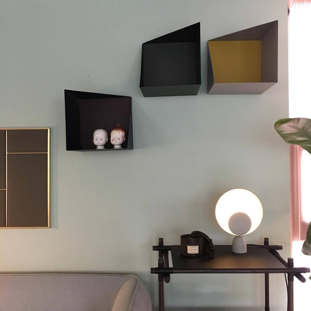 Orbit Screen Table Lamp