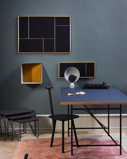 Orbit Screen Table Lamp