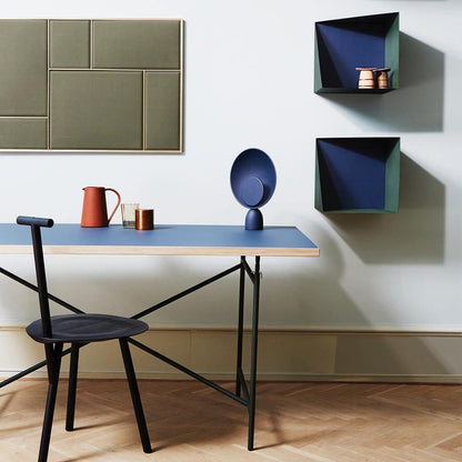Orbit Screen Table Lamp