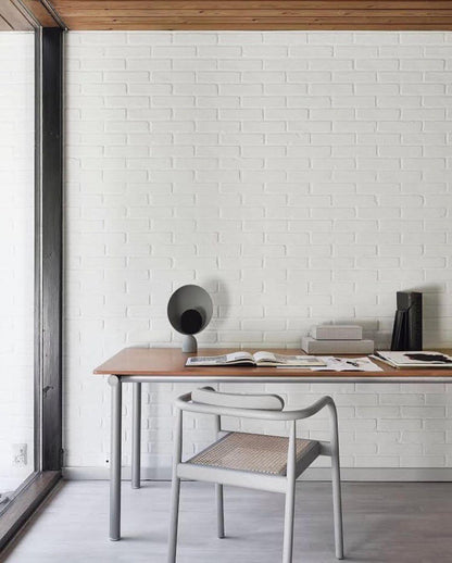 Orbit Screen Table Lamp