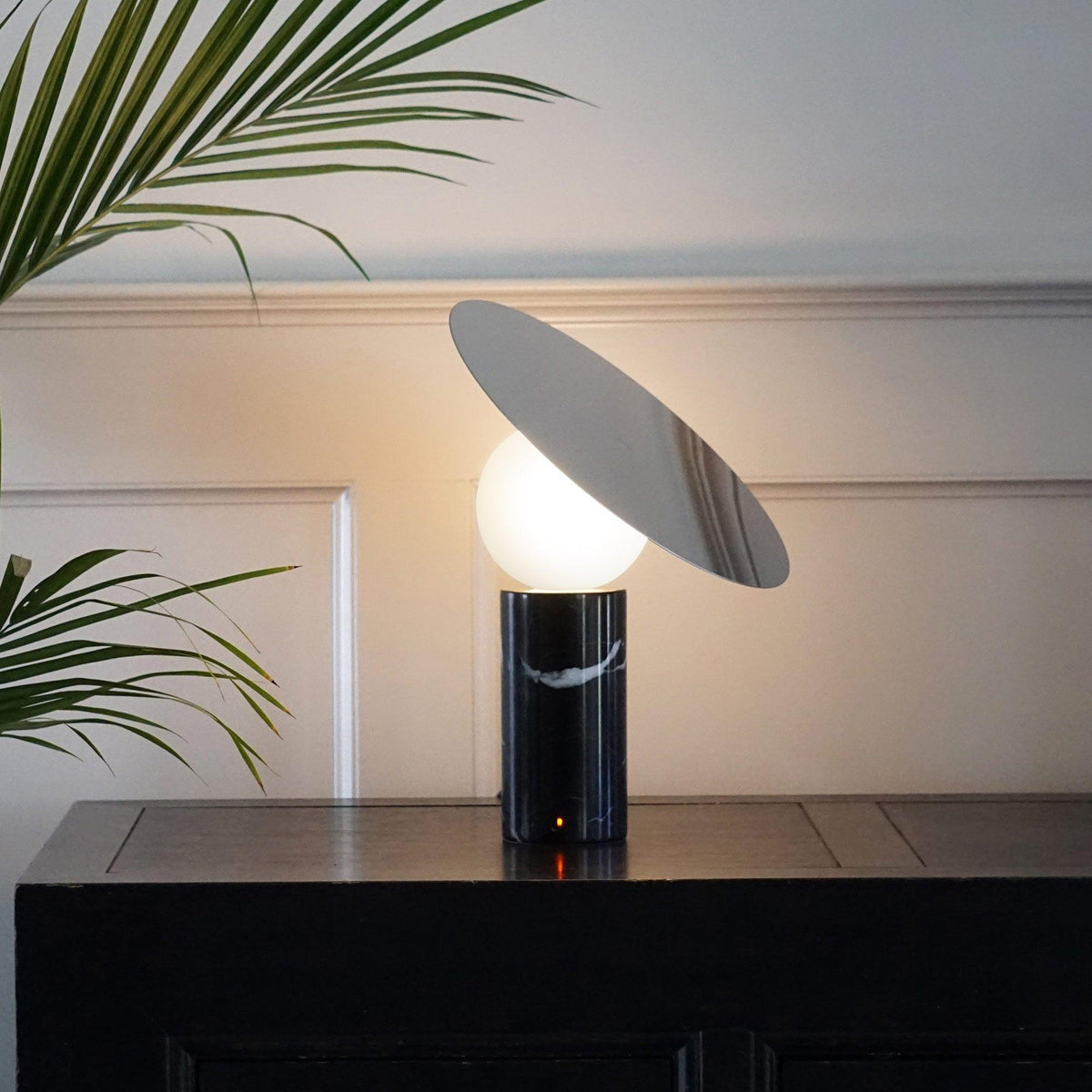 Orbit Disc Table Lamp