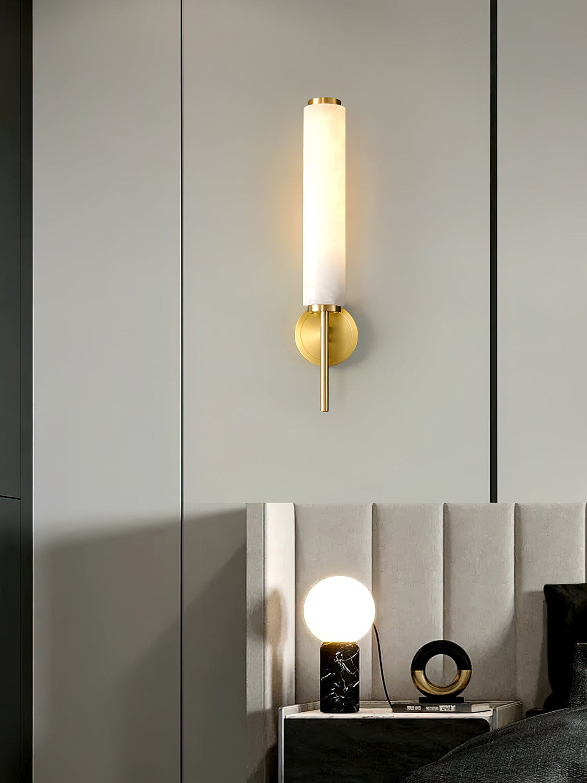 Vein Baton Wall Light