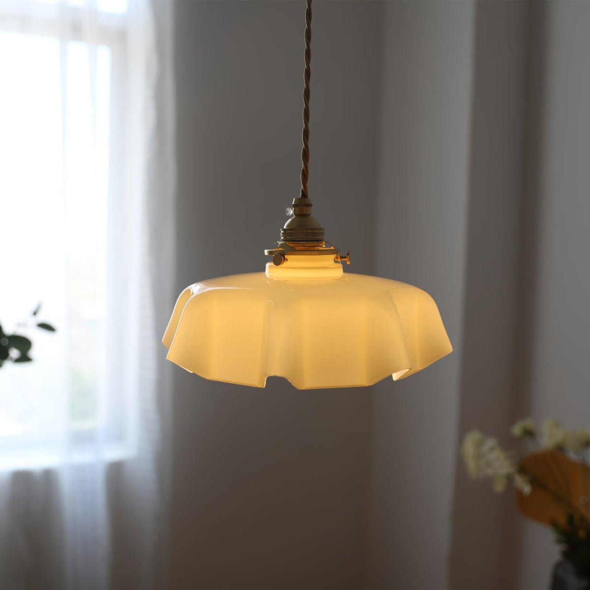 Scallop Swag Pendant Light