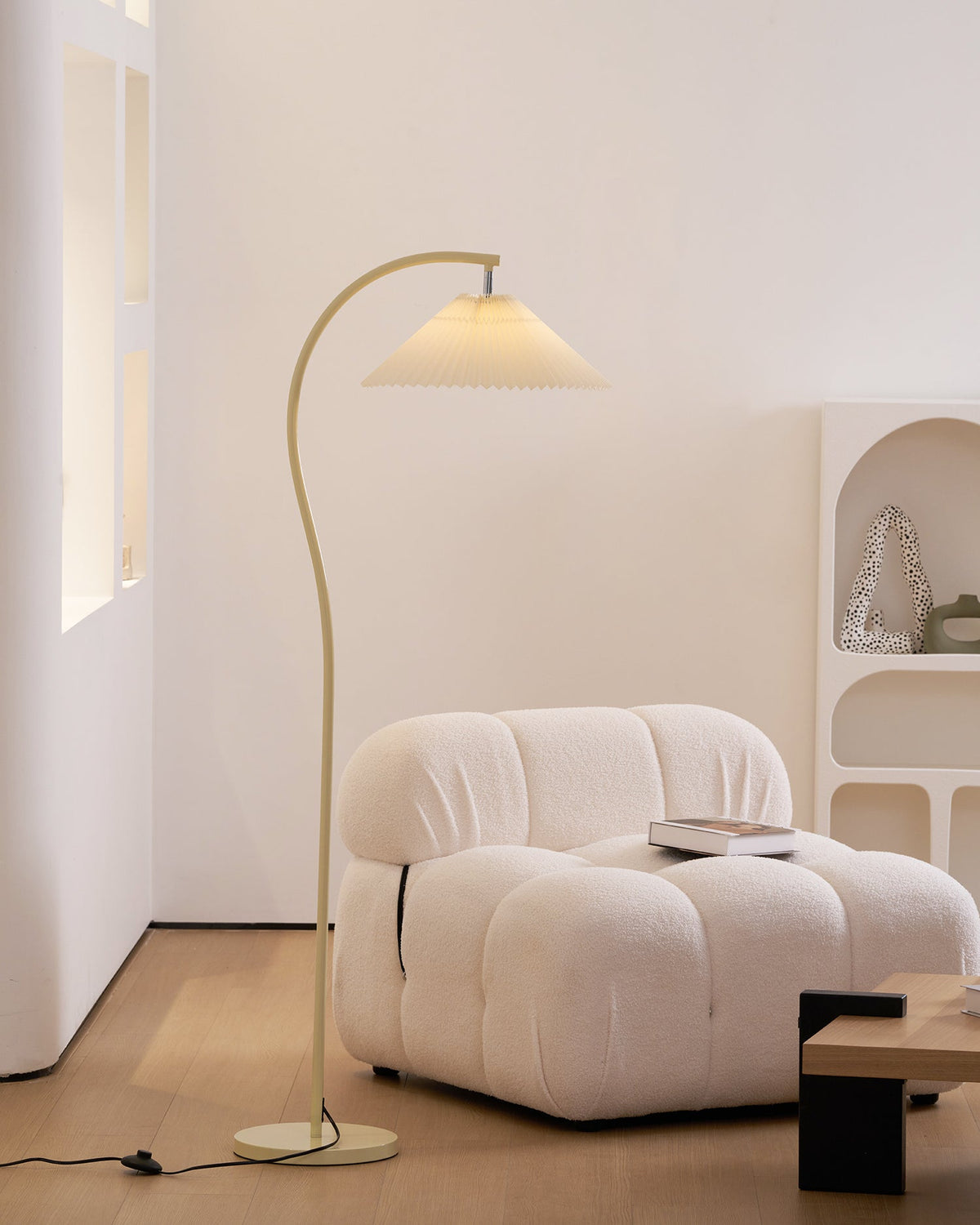 Arc Pleat Floor Lamp