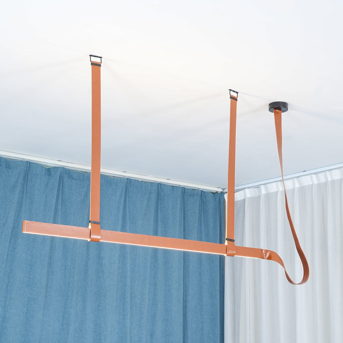 Sling Linear Pendant Light