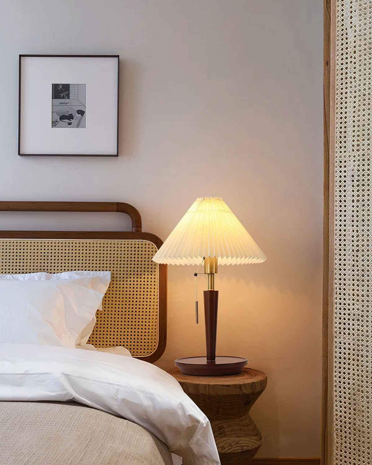 Poise Pleat Table Lamp