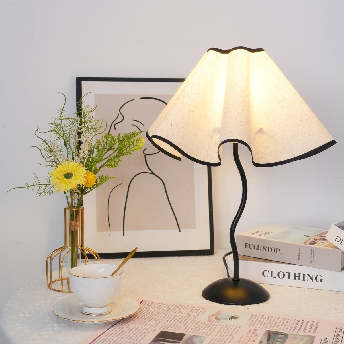 Soft Wave Table Lamp