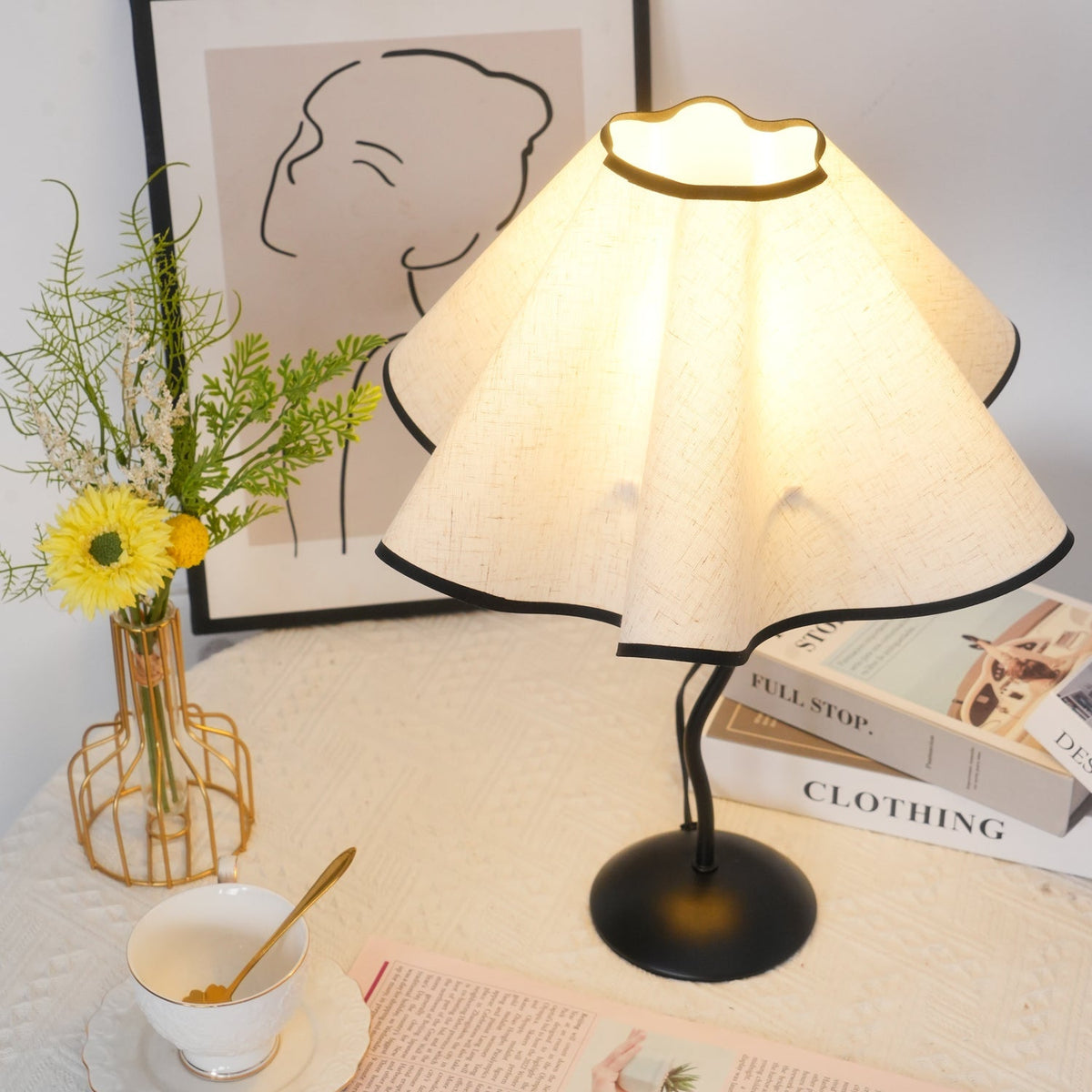Soft Wave Table Lamp