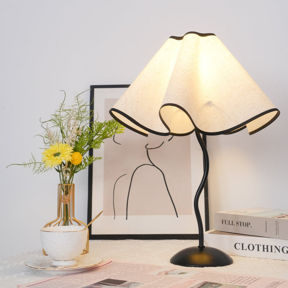 Soft Wave Table Lamp