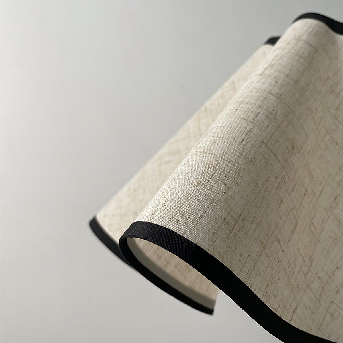 Soft Wave Table Lamp
