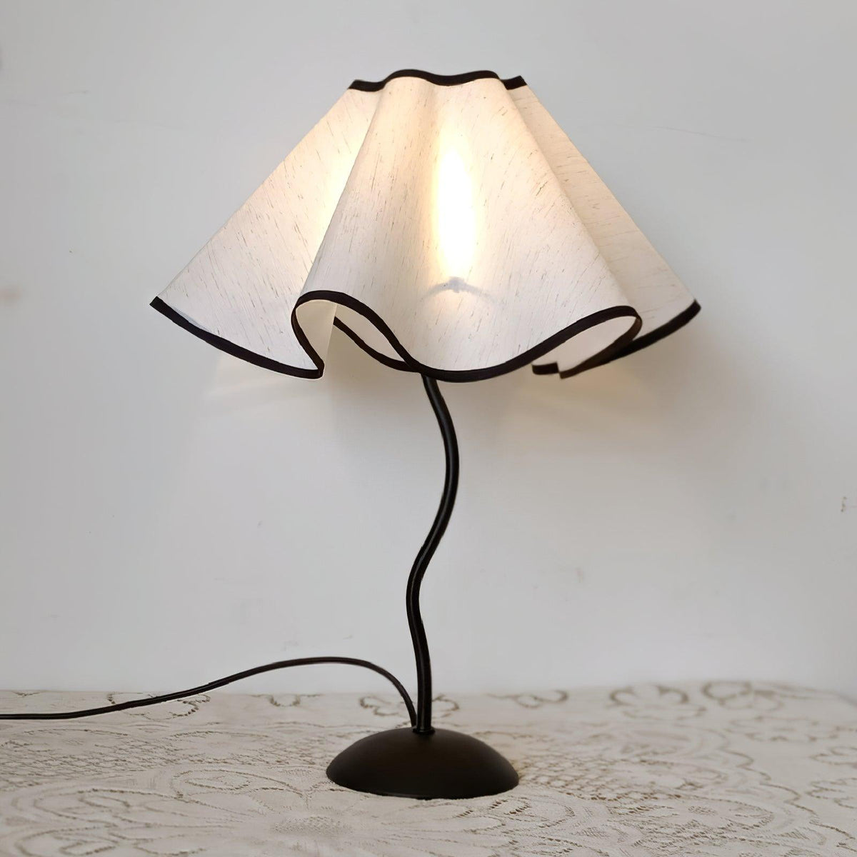 Soft Wave Table Lamp