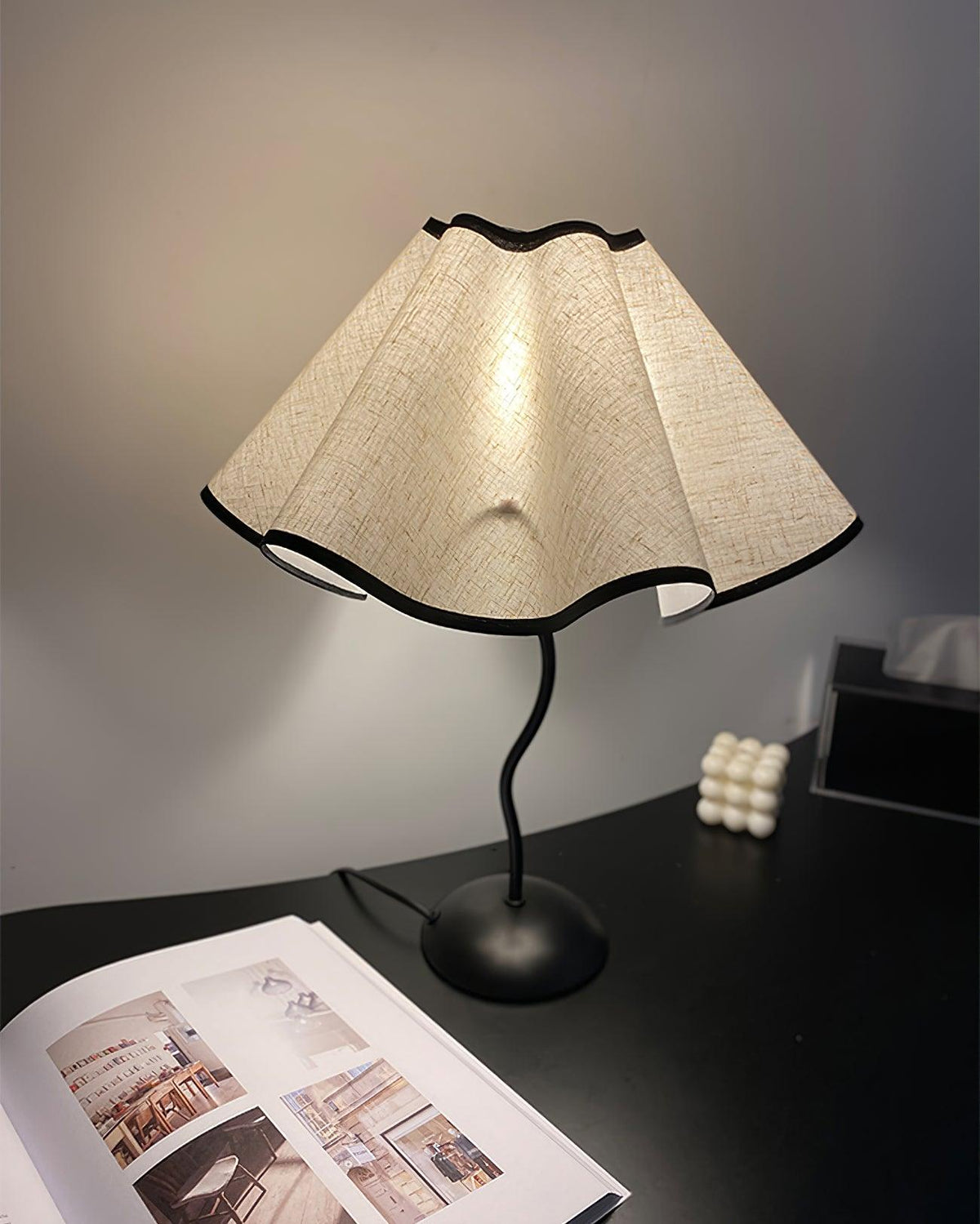Soft Wave Table Lamp