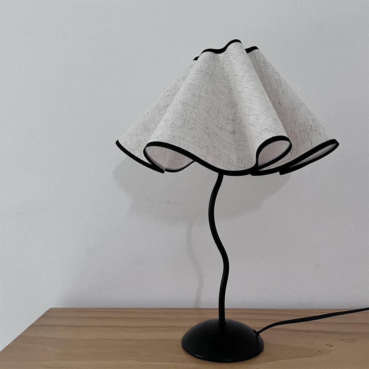 Soft Wave Table Lamp