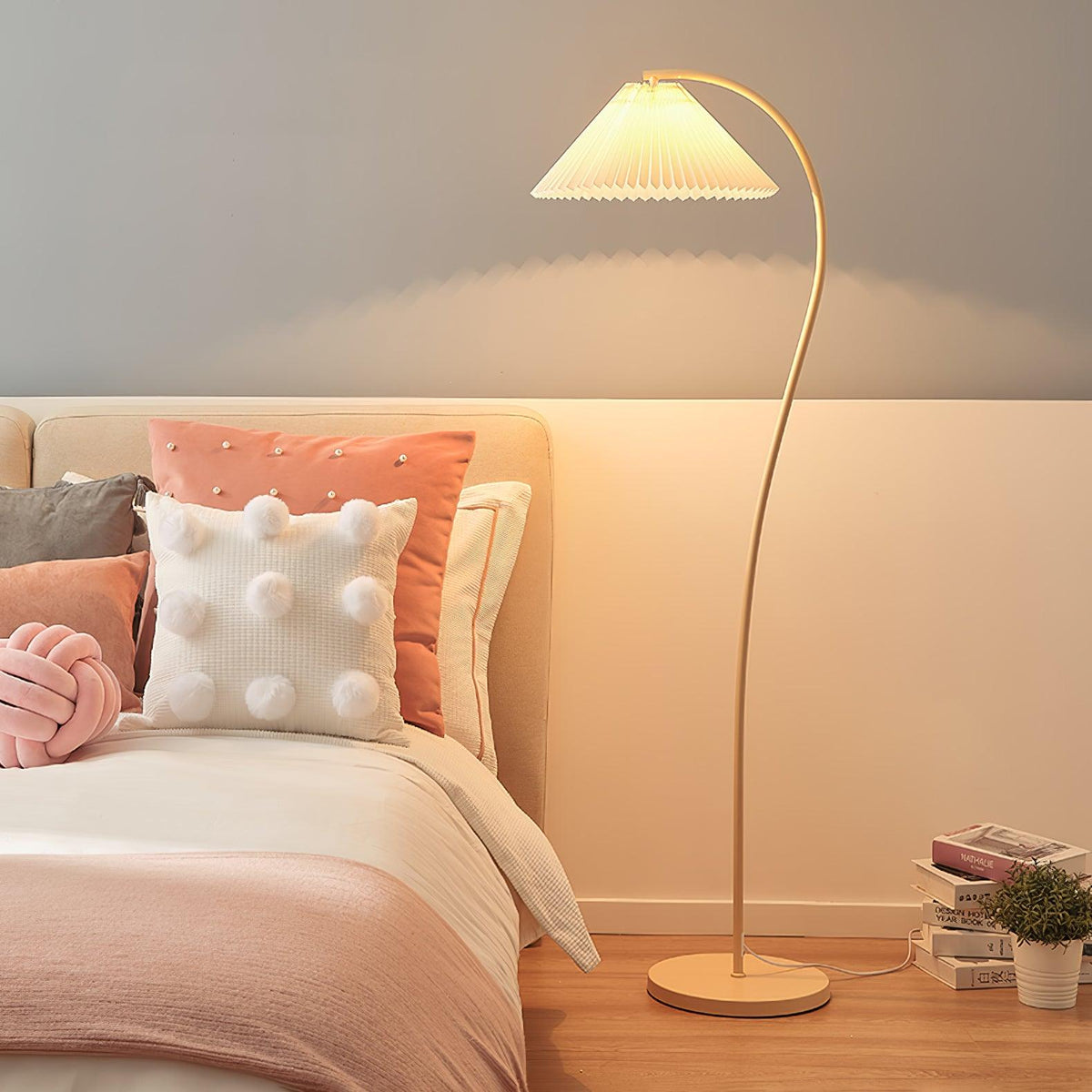 Arc Pleat Floor Lamp