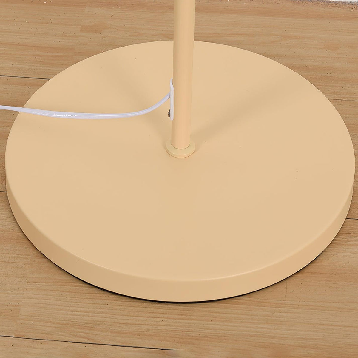 Arc Pleat Floor Lamp