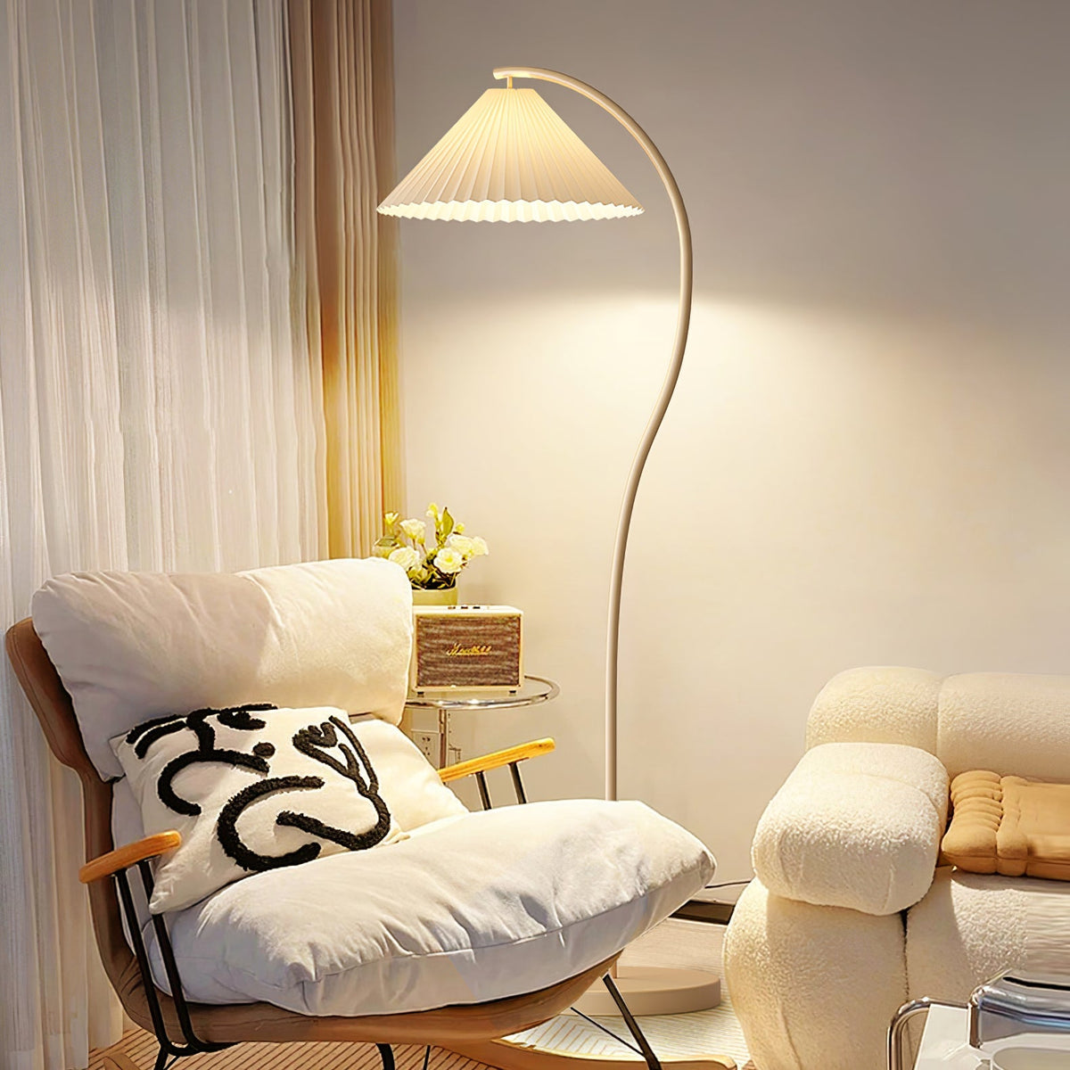 Arc Pleat Floor Lamp