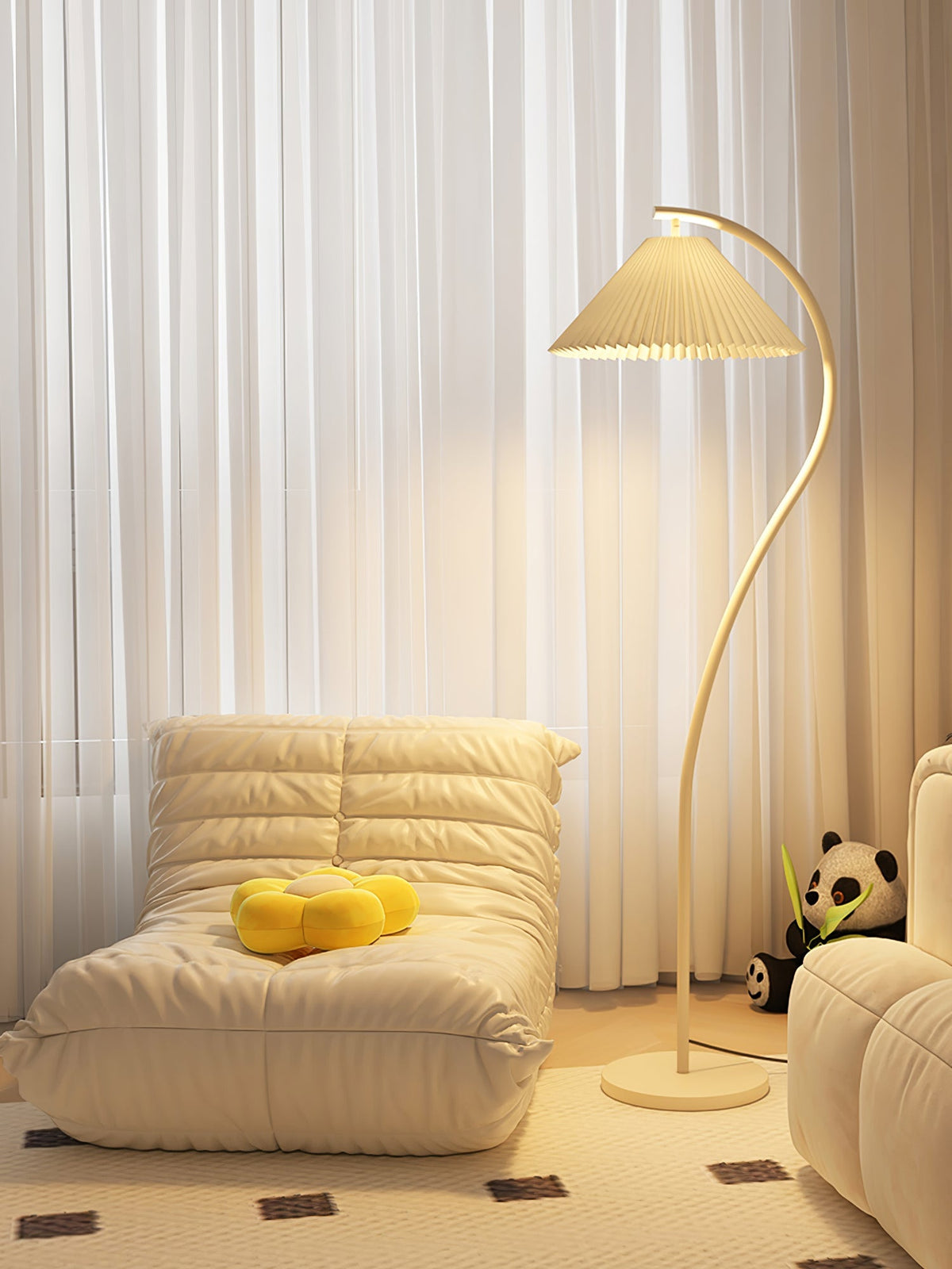 Arc Pleat Floor Lamp