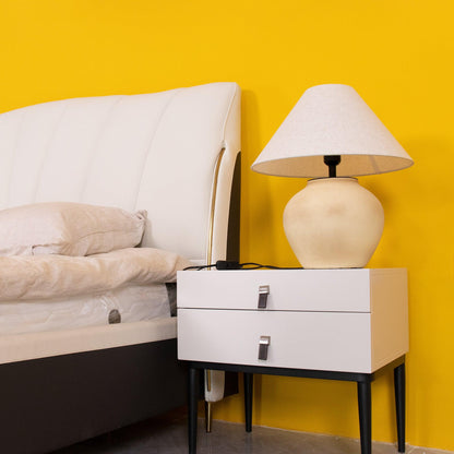 Still Vessel Table Lamp