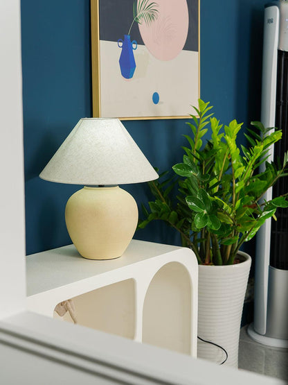 Still Vessel Table Lamp