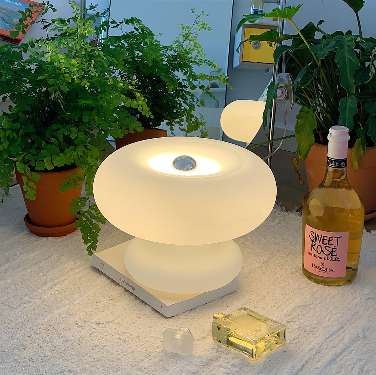 Soft Ring Table Lamp