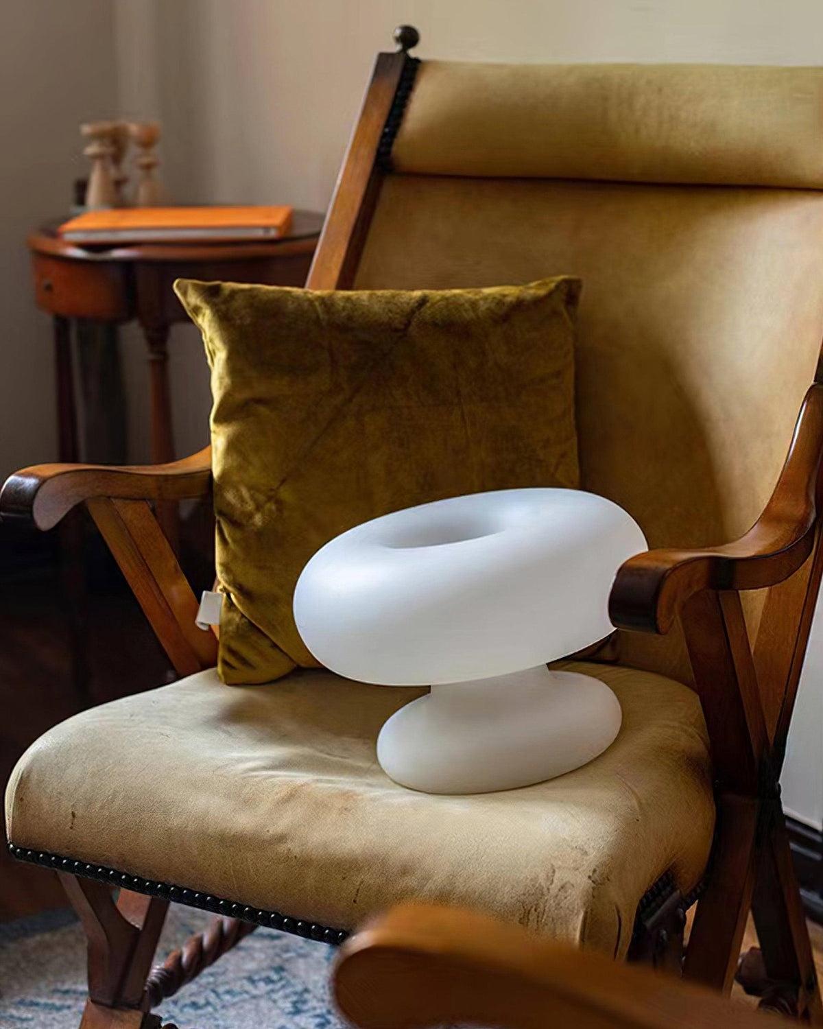 Soft Ring Table Lamp