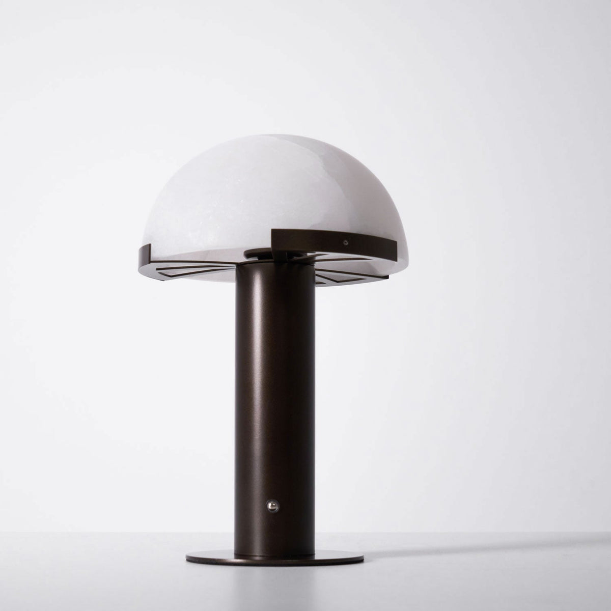 Vein Dome Table Lamp