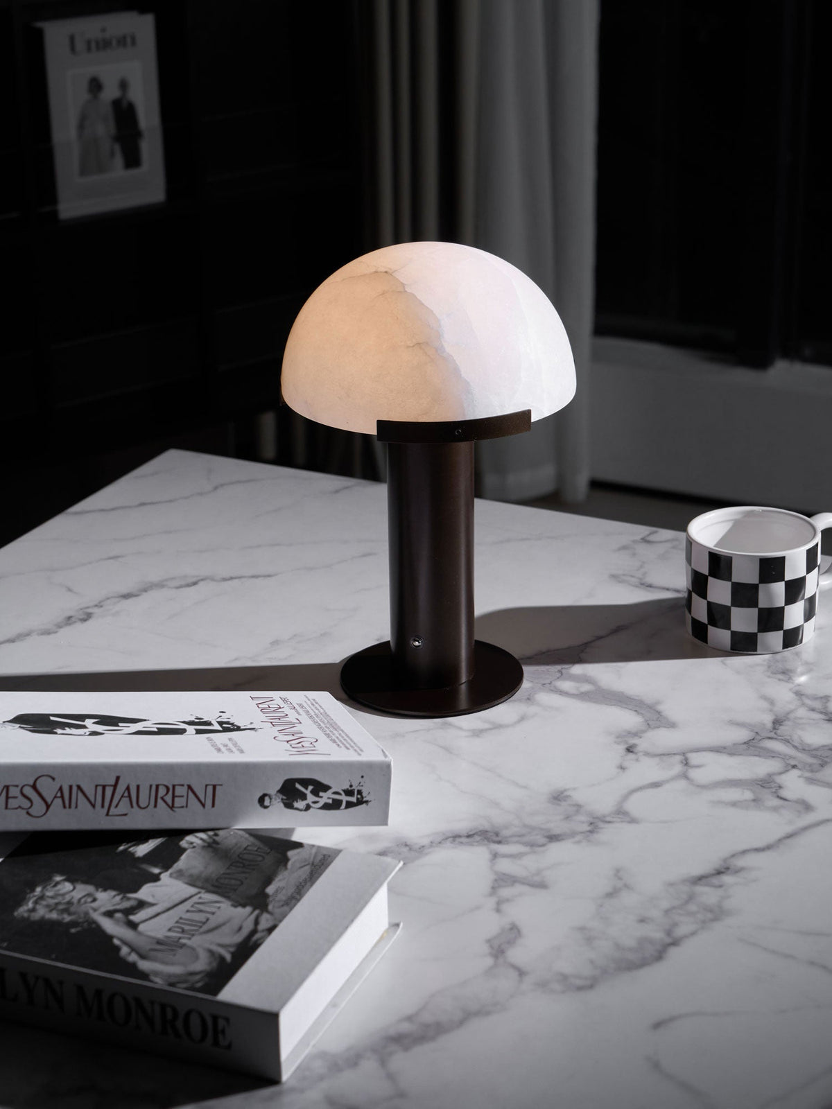 Vein Dome Table Lamp