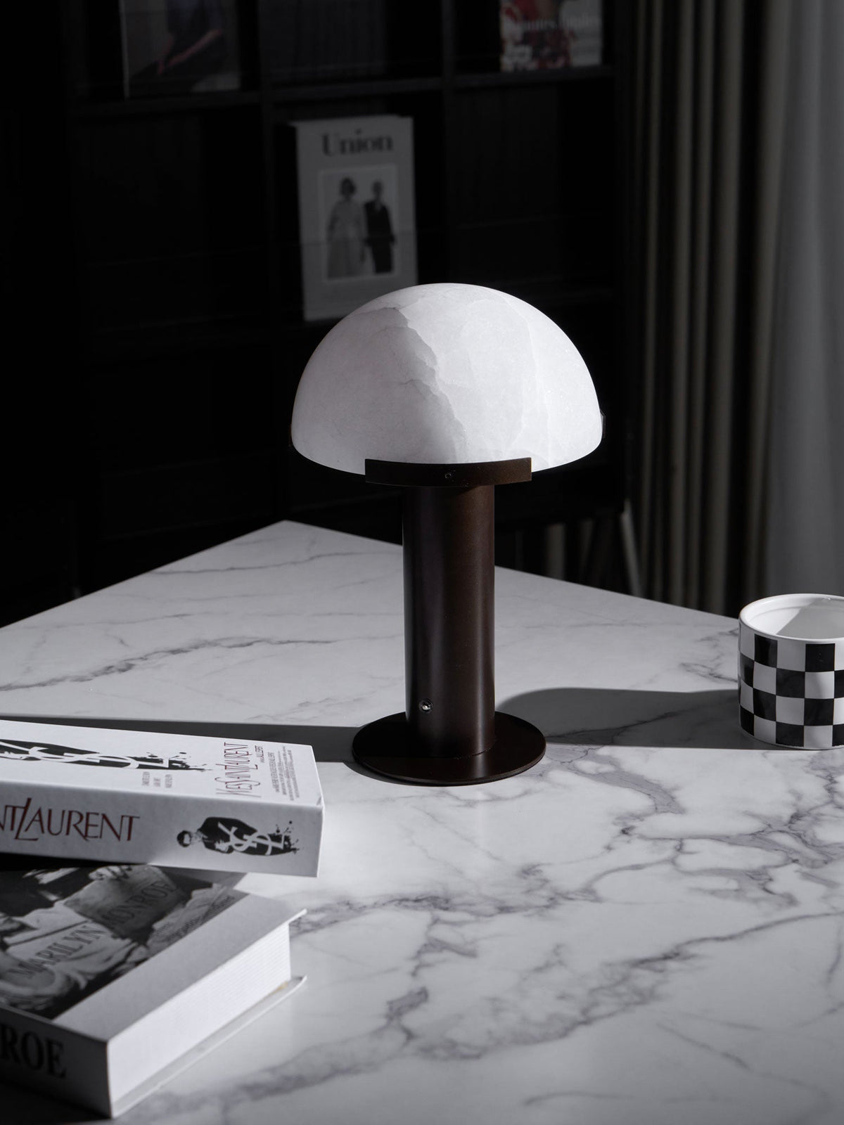 Vein Dome Table Lamp