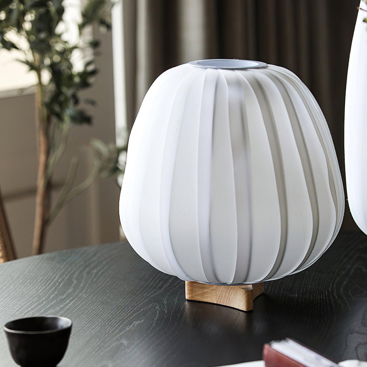 Fold Lantern Table Lamp