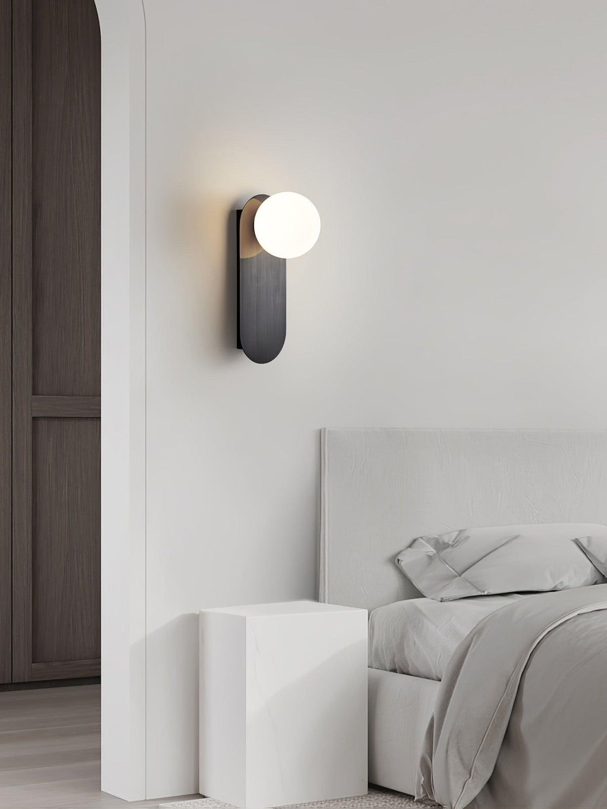Aure Globe Wall Light