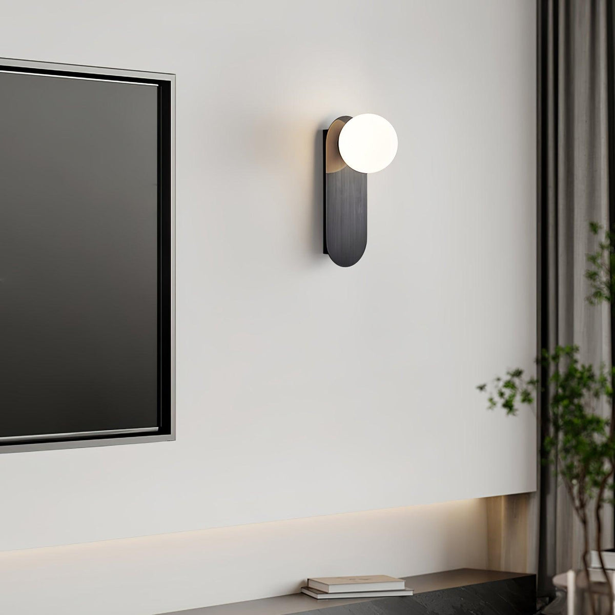 Aure Globe Wall Light