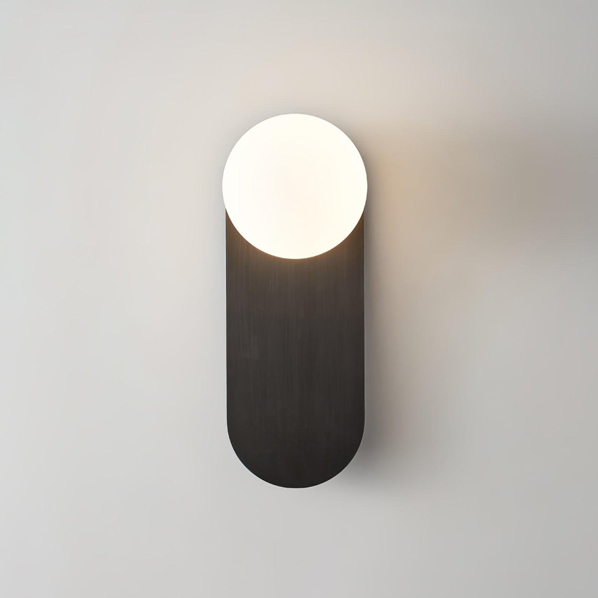 Aure Globe Wall Light