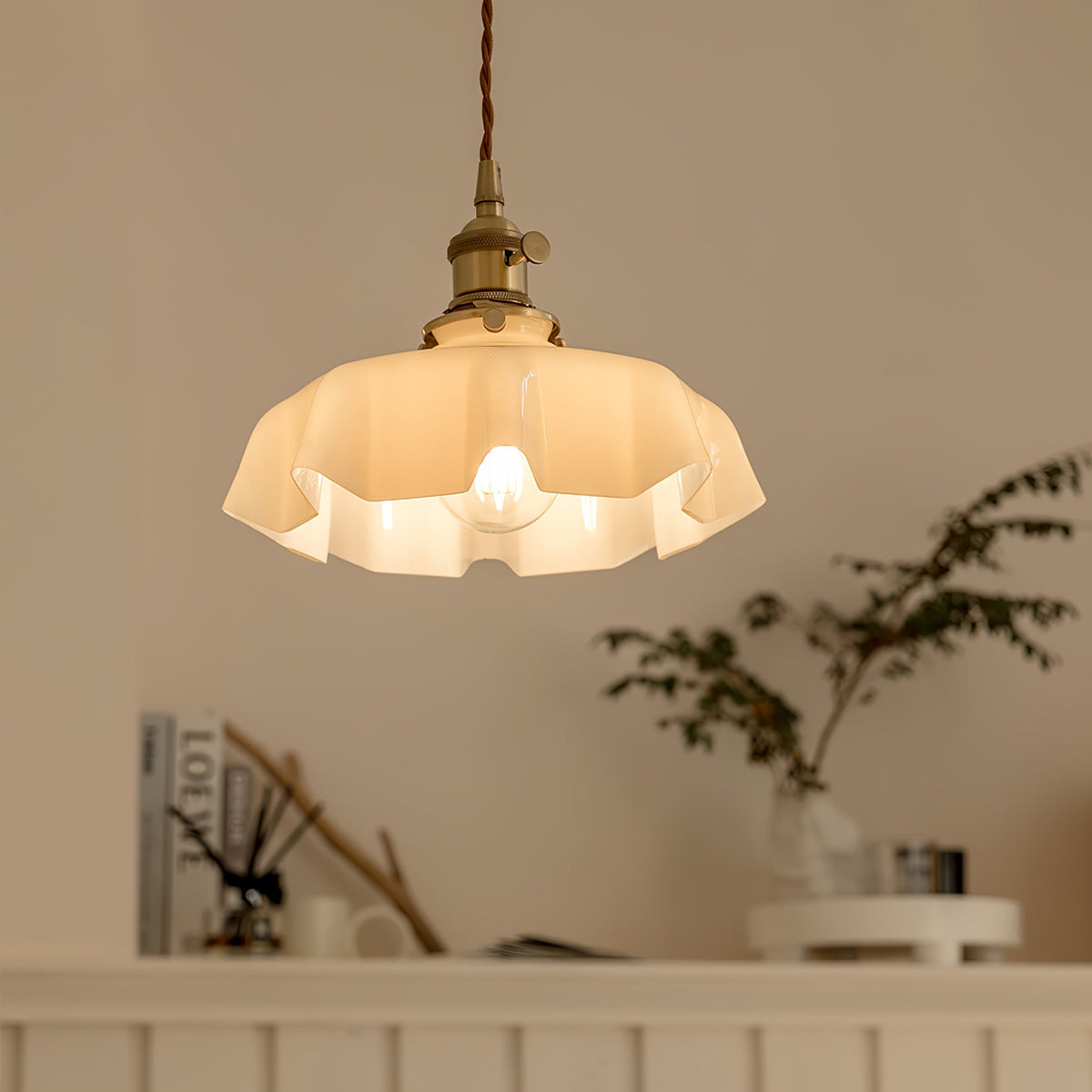 Scallop Swag Pendant Light